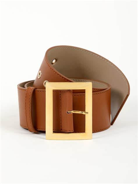 kelly leather belt.